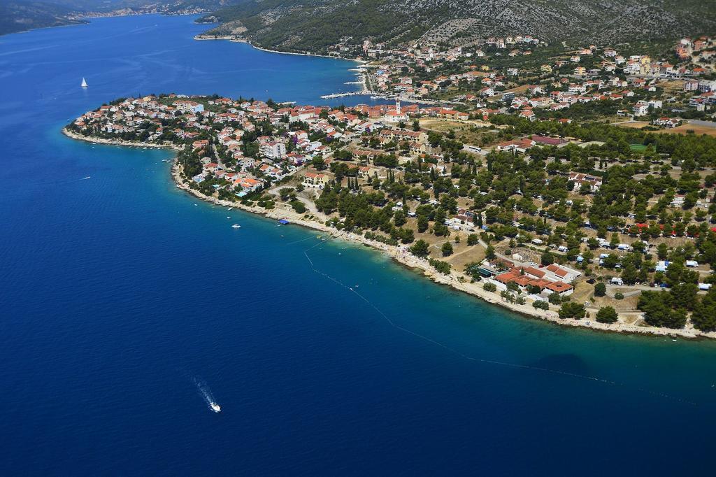 Happy Camp Mobile Homes In Amadria Park Trogir 3* Seget Vranjica