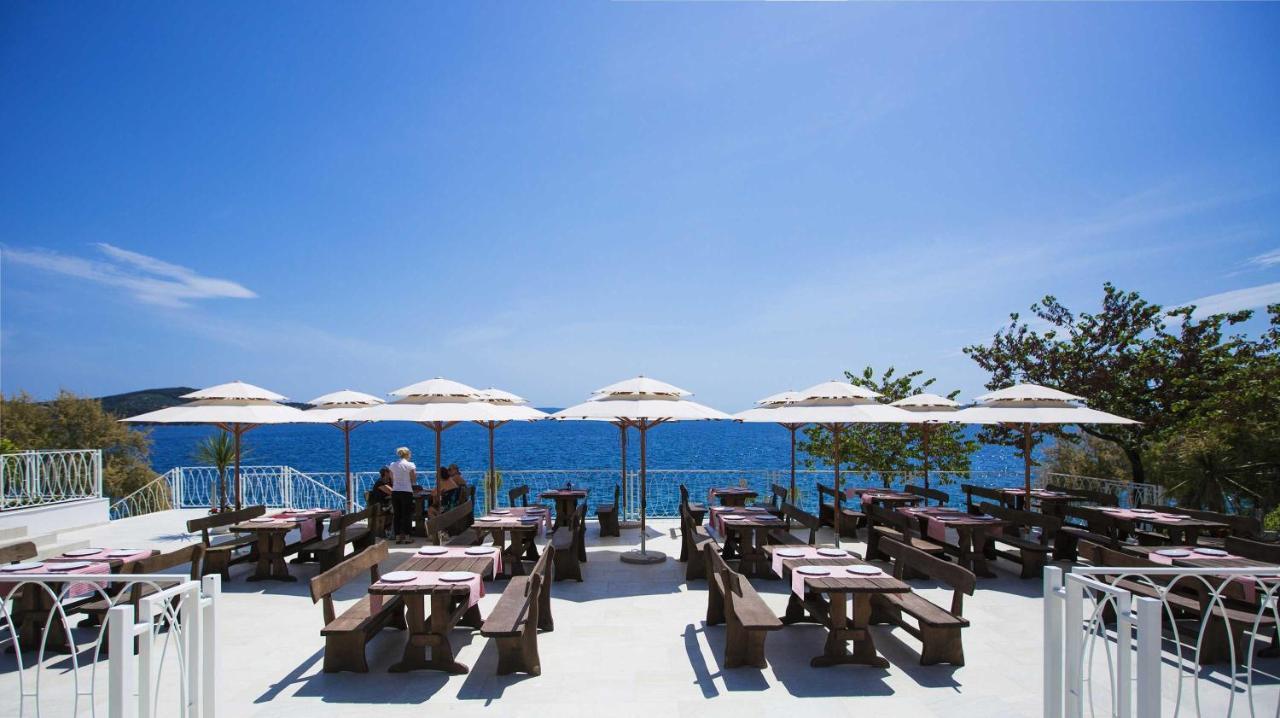 Happy Camp Mobile Homes In Amadria Park Trogir Ferienpark 3*