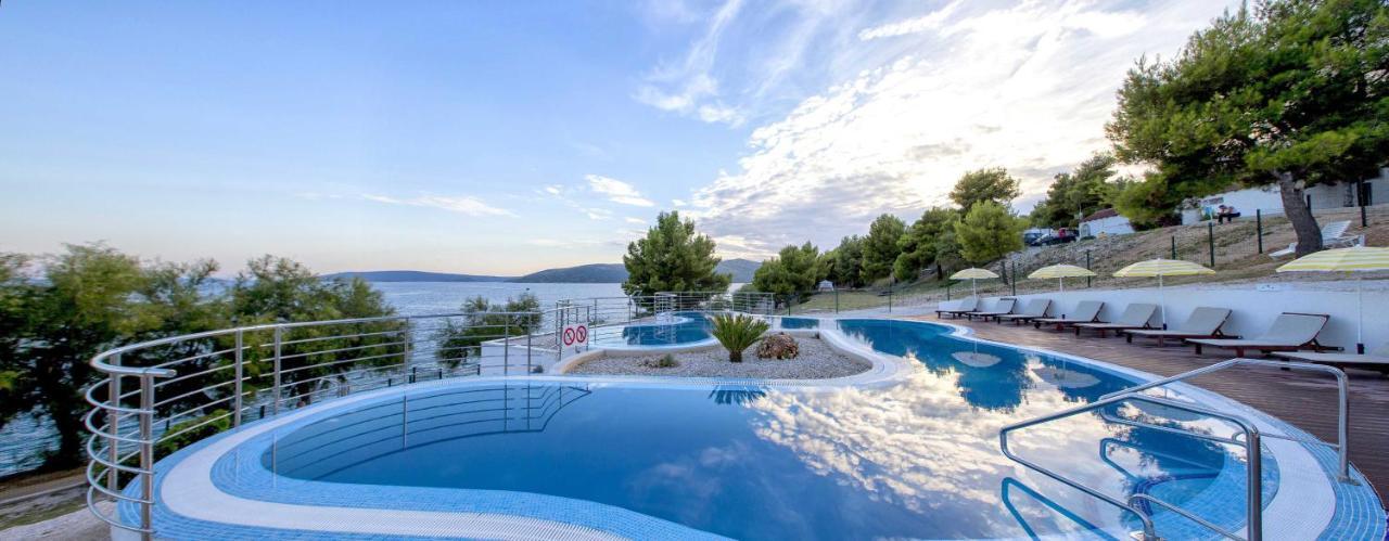Happy Camp Mobile Homes In Amadria Park Trogir 3* Seget Vranjica